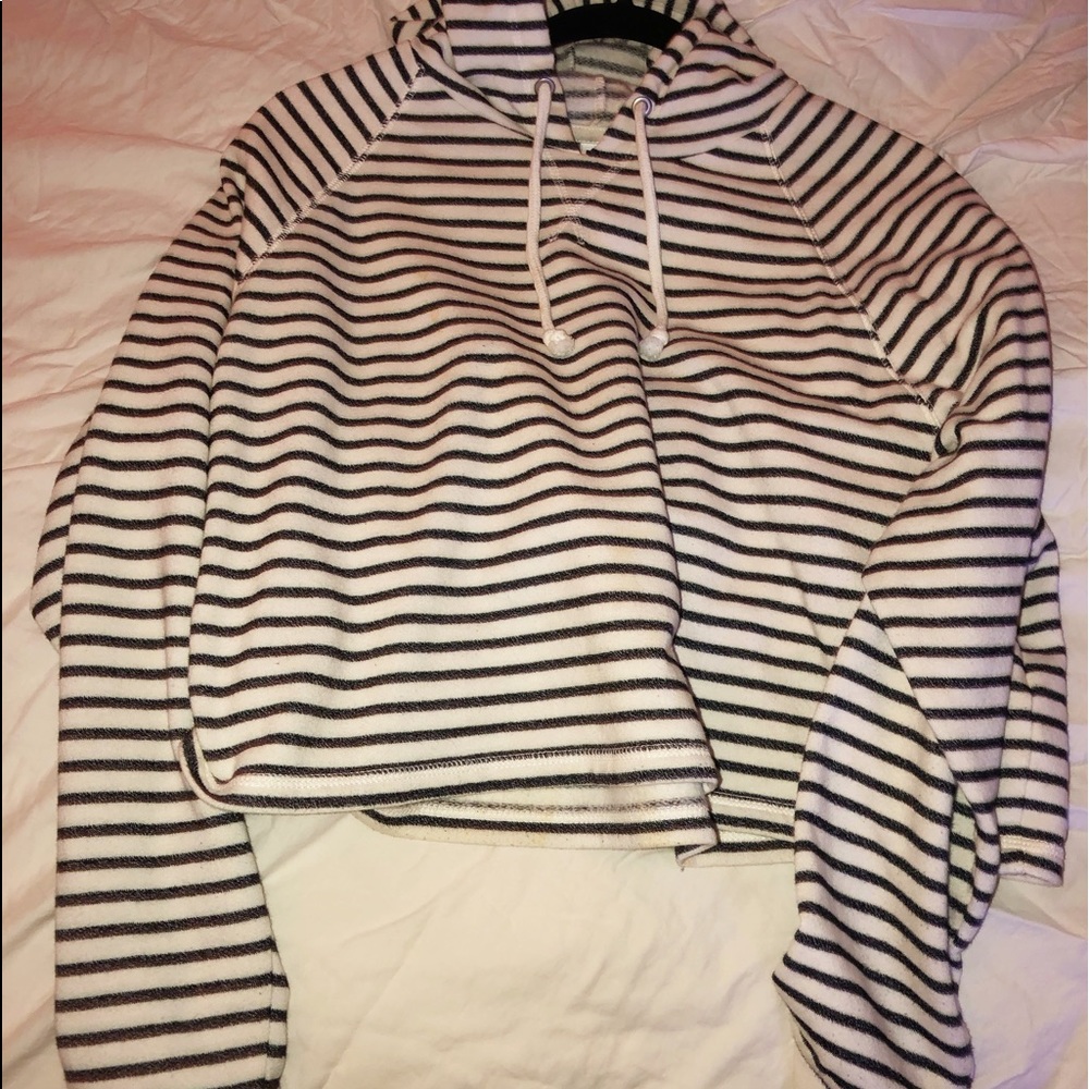Cropped striped sweatshirt